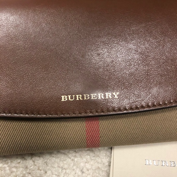 Burberry Wallet - Picture 2 of 11